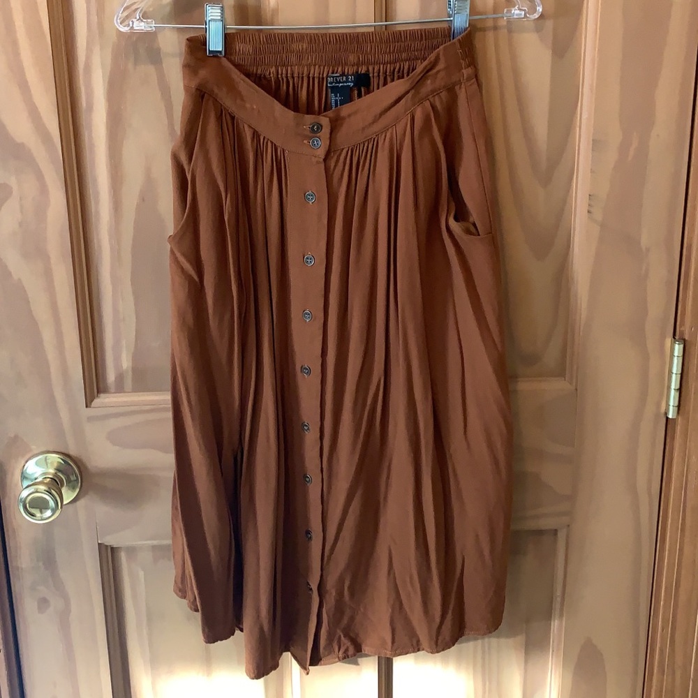 Forever 21 brown button up skirt